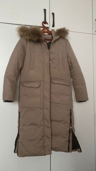 Қыстық куртка сатылады