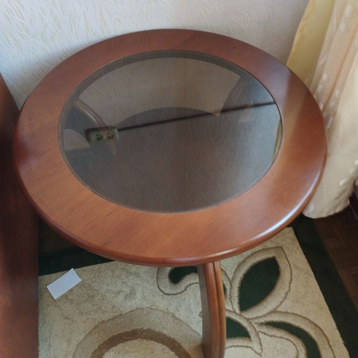 Журнальный столик