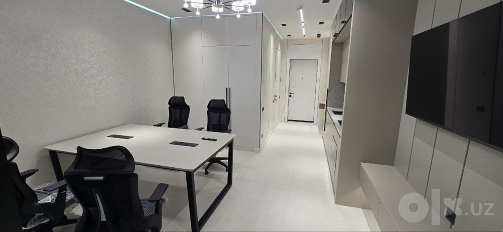 Аренда коммерческой недвижимости В Небескребе Nest One!Офис