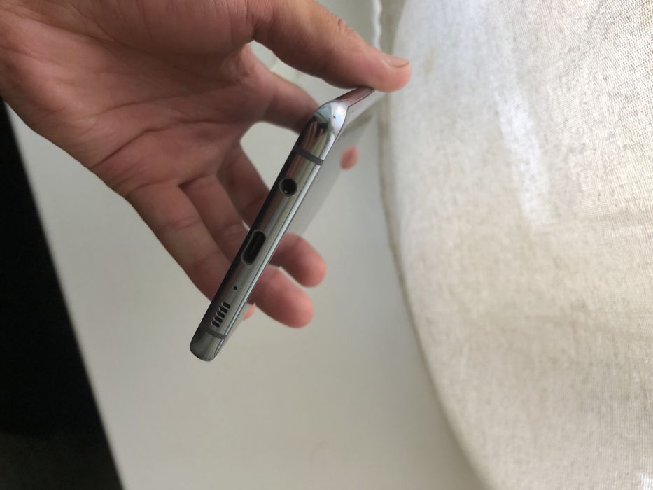 Samsung s10 5g sotuvda