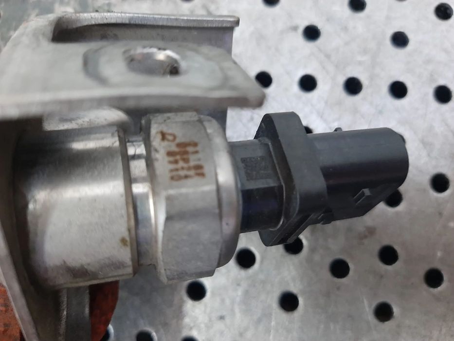 senzor presiune gaze 3.0 crd vm44d jeep grand cherokee 4 wk wk2 2012 0118f-08p24-8710