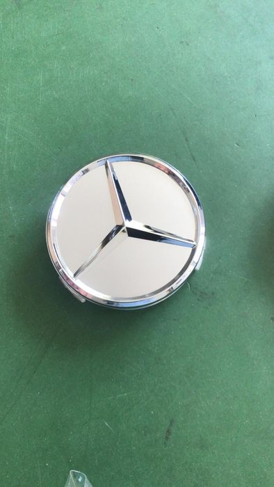 Capace Mercedes jante aliaj cu diametrul de 75 mm