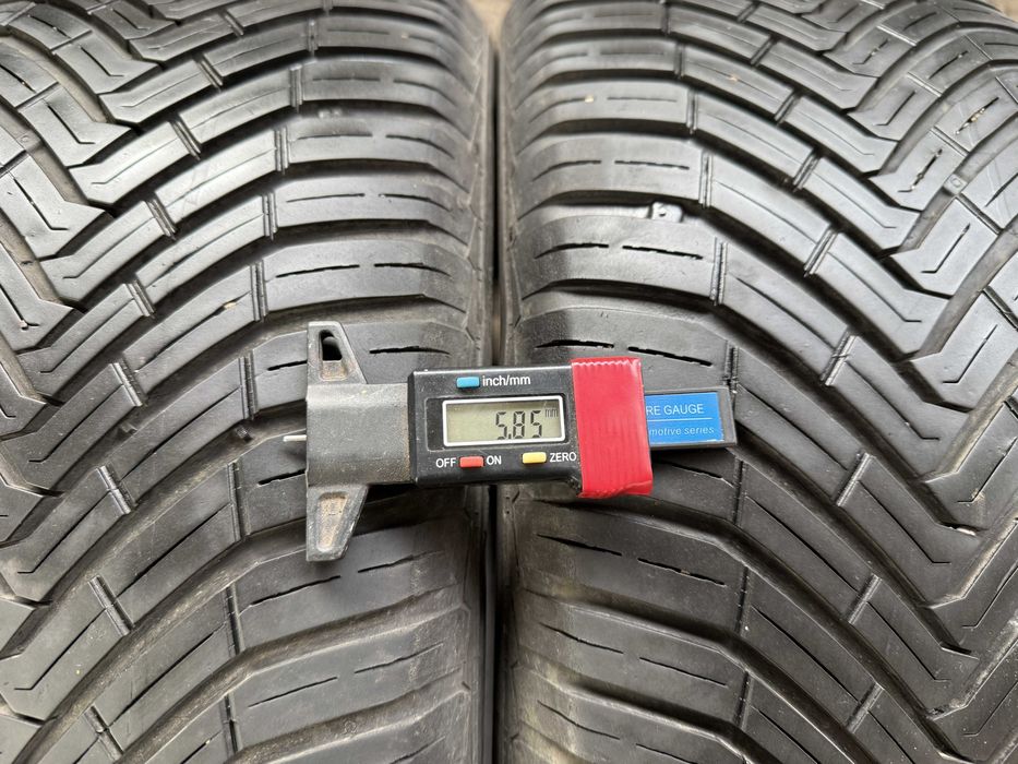 2x Anvelope All Season 235/55 r17 M+S - Continental AllSeasonContact