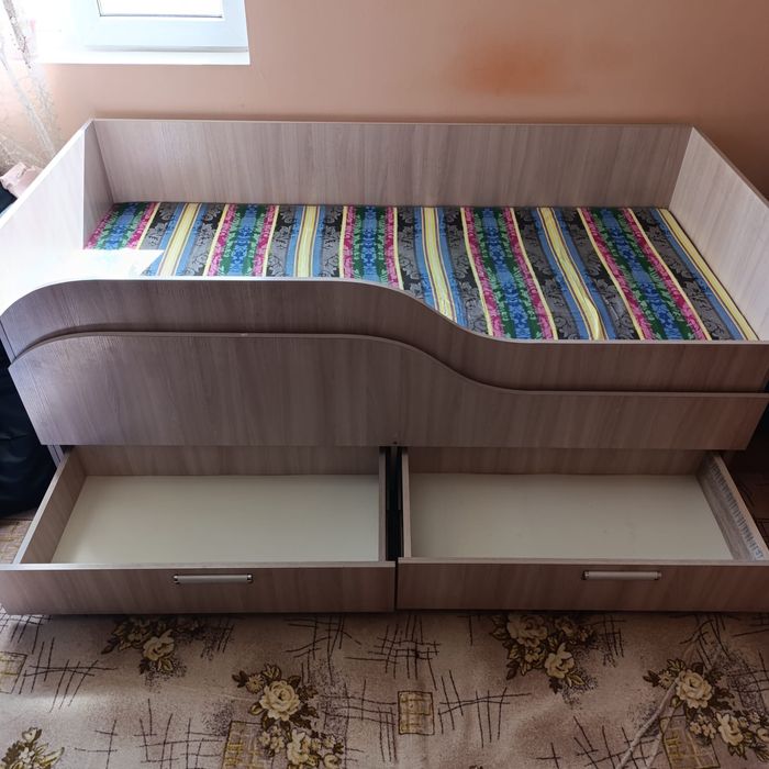 Кровать двух местная