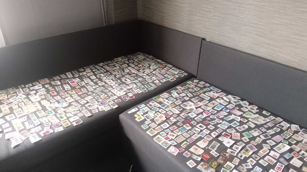 Пощенски марки от цял свят