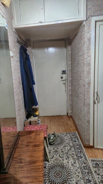 Продам 2х Наб. Славского 28(брежн.)!