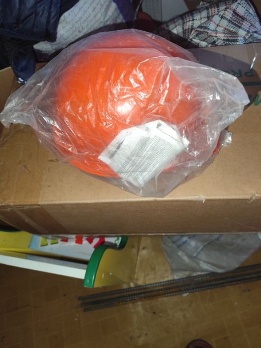 Каска защитная..