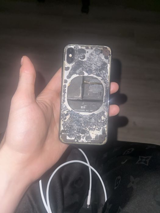 Iphone Xна запчасти