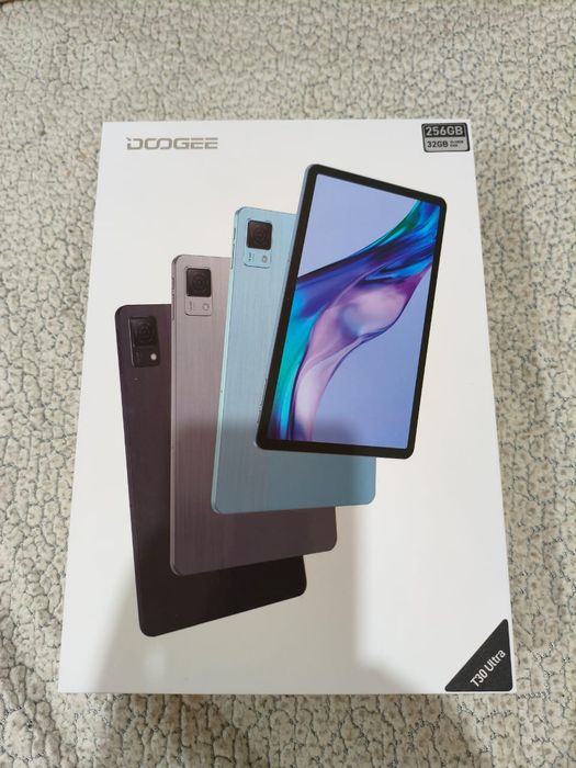 Планшет Doogee в хорошом состоянии.
