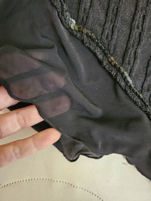 Черна рокля с тюл