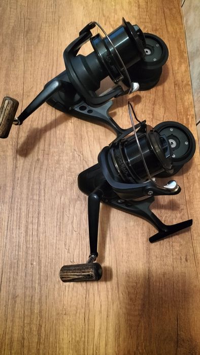 Mulinete Okuma Custom Blak 8000