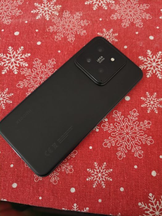 Продавам Xiaomi 14