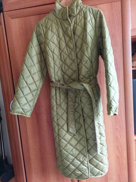 Преходно яке, цвят маслина, закупено от Англия