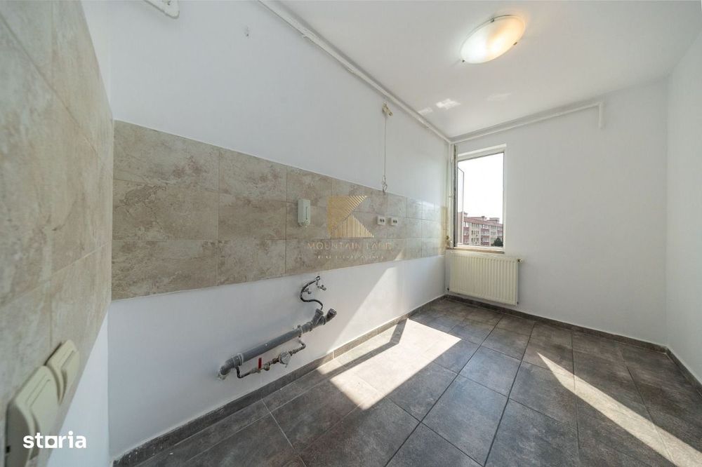 Apartament 3 camere, Renovat, lift, 2 balcoane, b-dul Victoriei