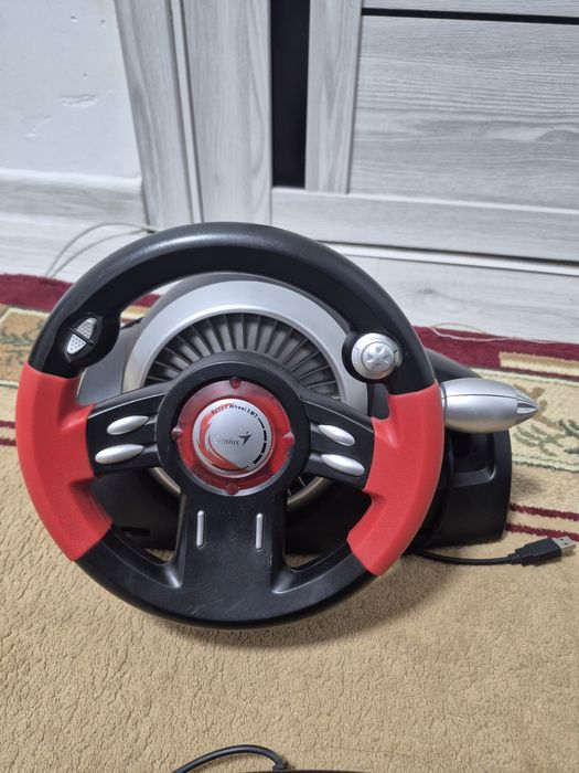 Продаётся игровой руль