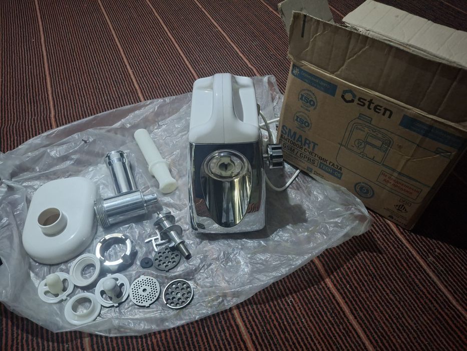 Электрический мясорубка