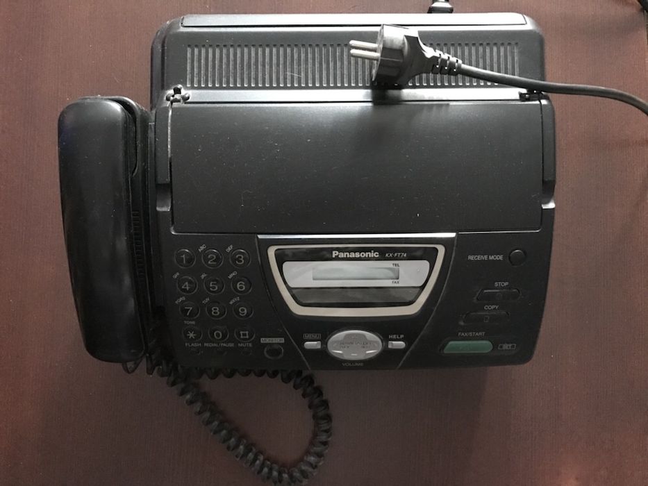Продаю факсимильный аппарат (факс) Panasonic KX-FT74