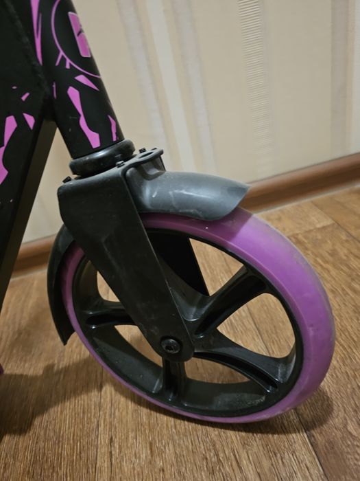 Продам классный самокат