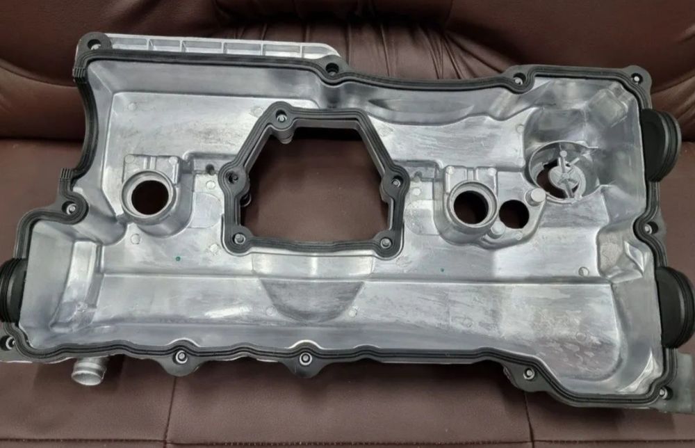 Алуминиев капак на клапаните BMW БМВ  3та 
N42B18/20