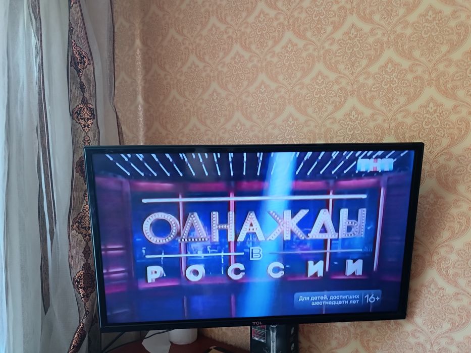 Телевизоры 2 штуки TCL