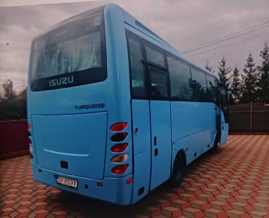 Vând Autocar Isuzu 2008 Instare bună de funcționare.