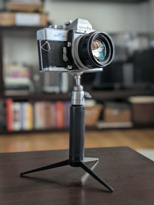 Лентов фотоапарат Minolta SRT 101 с комплект обективи