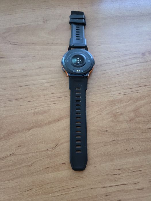 Продавам смарт часовник