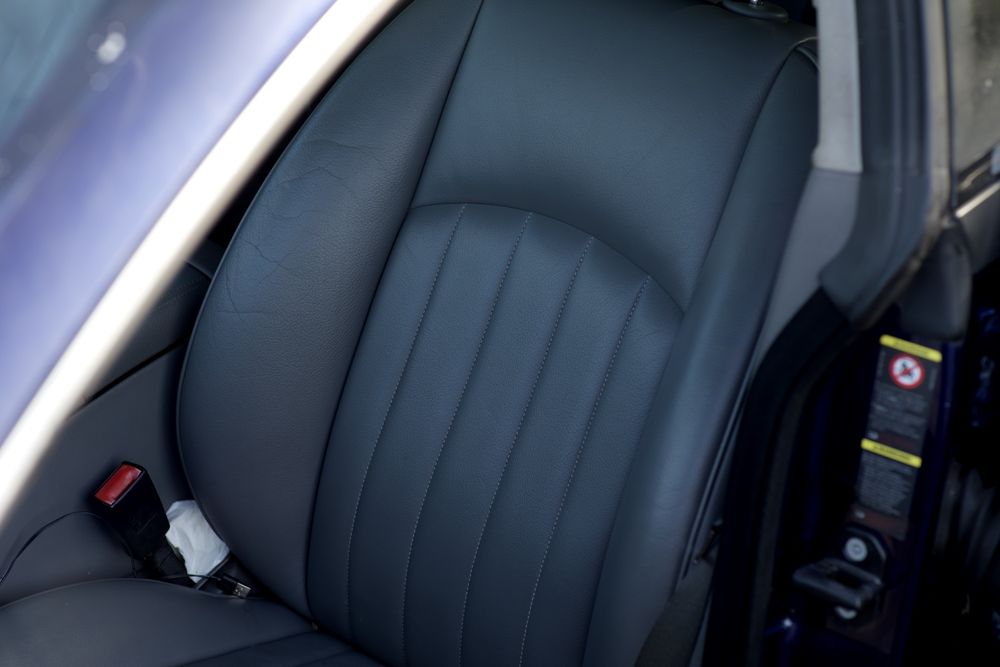 Dezmembrez Mercedes CLS320 W219 AMG bara motor642 far grila stop capota turbo aripa macara geam parbriz luneta scut cutie viteze fuzeta jug punte airb