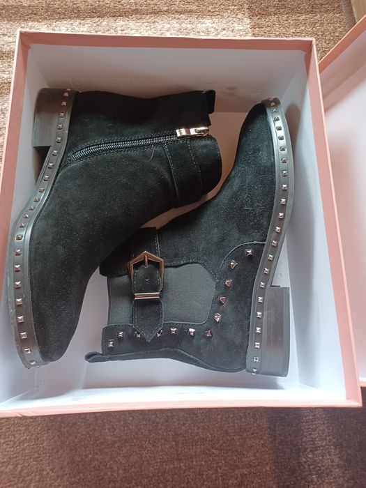 Дамски боти,естествен велур