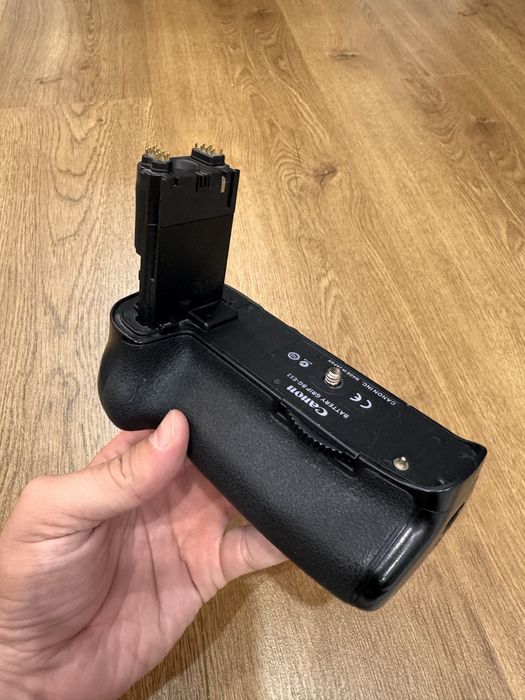 Батарейный блок BG - E11 Для Canon