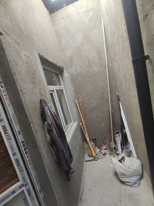 Uy sotiladi general rengen kocha  kotta yolga 50-100 metr