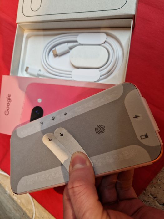 -Google Pixel 9A, Nou, 128Gb, 8Ram, 0 cicluri incarcare, neactivat, ne