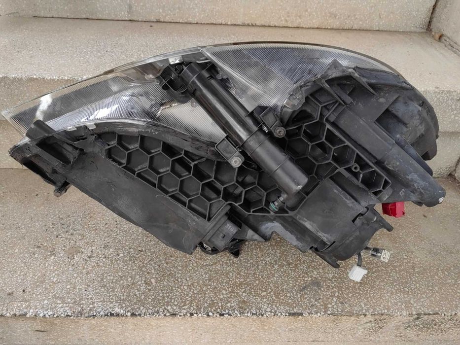 Фар Skoda Superb Bi-Xenon LED ляв / Фар Шкода Суперб Оригинален