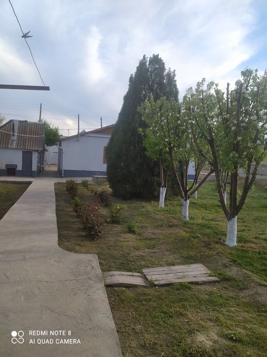 Дом расположен по Толе би