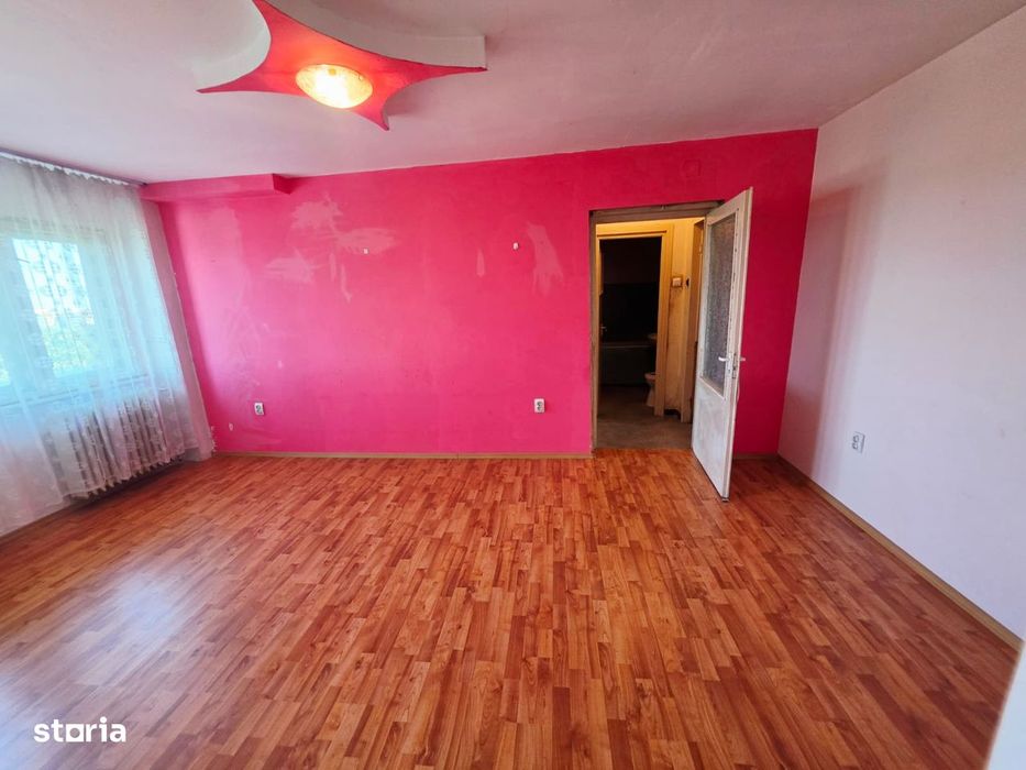 Apartament 2 camere de vanzare, Nord, bloc cu bulina