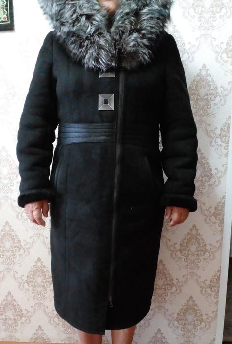 Продается зимняя дубленка, очень теплая
