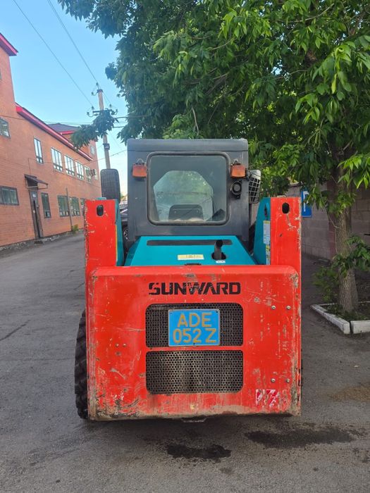 Продам мини погрузчик санвард