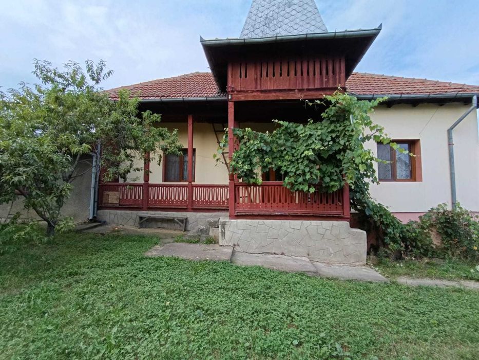 Casa de vanzare, aproape de centru, Tg.Ocna