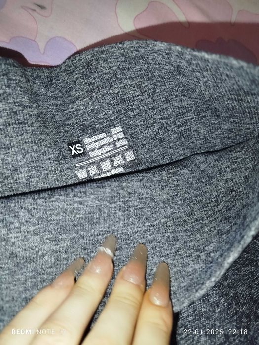 Дамски спортен клин оформящ дупето