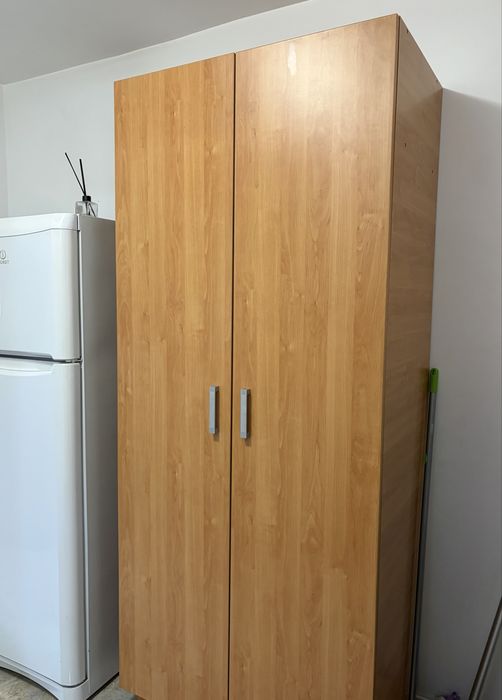 Mobilă dormitor - mobilier complet cu pat 160x200 + dulap, 150 €