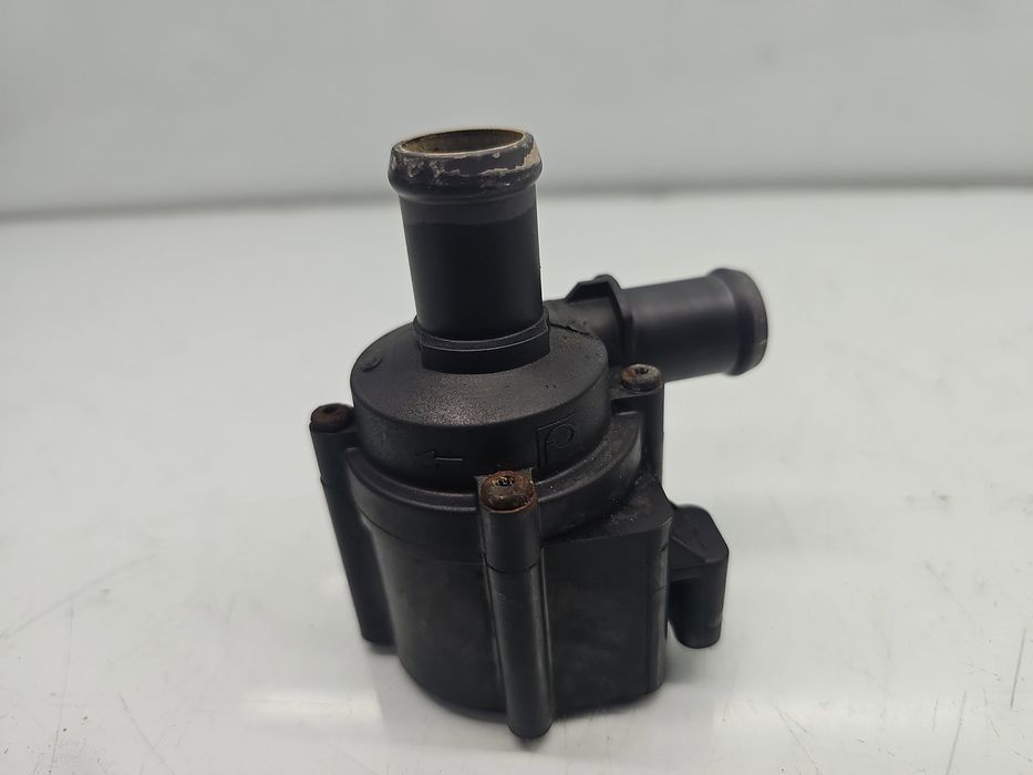 Pompa recirculare apa Volkswagen Golf 7 (5G) [Fabr 2014-prezent] 5Q096
