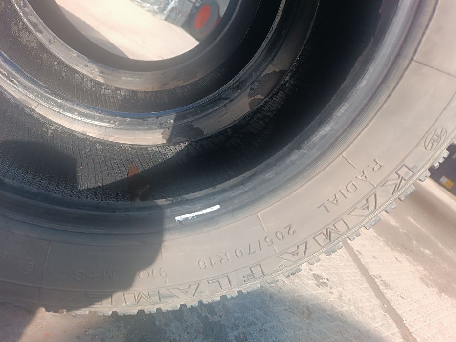 Продам шины на ниву