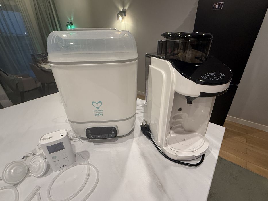 Vând set de produse pentru bebeluși EasyCare Baby, în stare foarte bună, aproape noi, foarte bine întreținute.