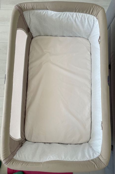 Бебешка кошара Chicco Next to me Next2me + подарък бебешко юрганче