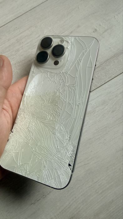 Iphone 15 pro max 256gb piese defect spart