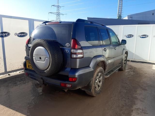 Dezmembrez Toyota Land Cruiser Prado J120
