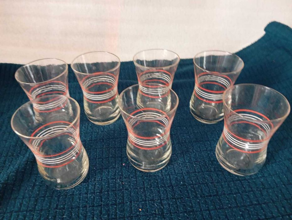 Набор графин и 6 стопок, советский.