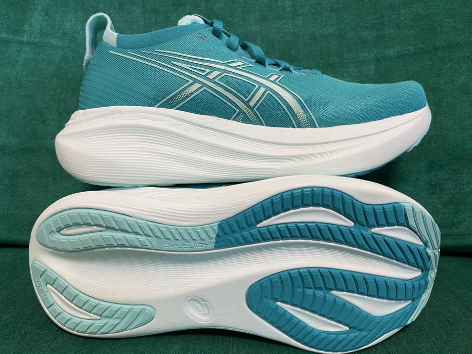 Pantofi pentru alergare Asics Gel-Nimbus 27 marimea 37.5