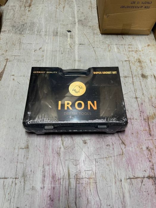 Kluch nabor 94 pcs IRON / Набор ключей IRON 94 предмета — golovka tres