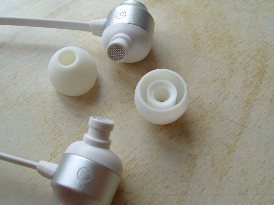 Безжични Bluetooth спортни слушалки Smorss